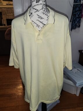 0Nike Golf Men's Pale Yellow Polo